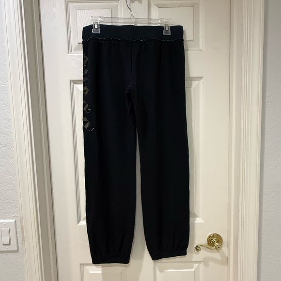 Black Guess Sweatpants 🖤 Size Medium - Picture 4 of 7